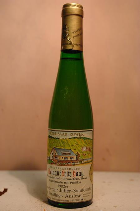 Fritz Haag  - Brauneberger Juffer-Sonnenuhr Riesling Auslese Goldkapsel Versteigerungswein 1982 375ml