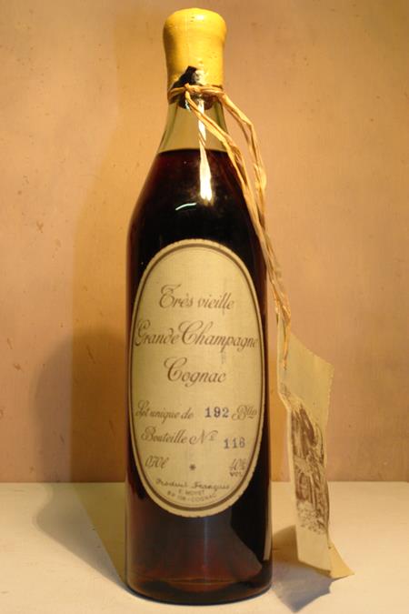 Moyet Cognac Trs vielle Grande Champagne lot unique of 192bt bottle N116 NV 40% by vol alc. 700ml